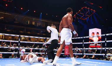 Эдди Хирн назвал, с кем Джошуа будет боксировать в следующем поединке