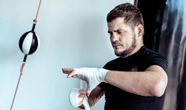Стали відомі дата та місце бою Берінчика за титул WBO у легкій вазі