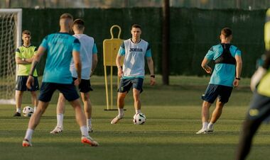 Приехали Цыганков и Таловеров. Двусторонка сборной Украины в Марбелье
