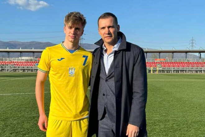Шевченко оцінив матч України U-19, у якому дебютував його син