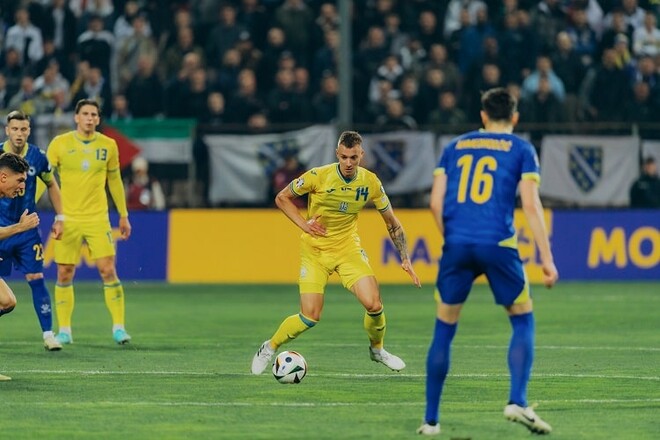 В матче с Боснией за сборную Украины дебютировало 3 игрока, при Реброве – 5