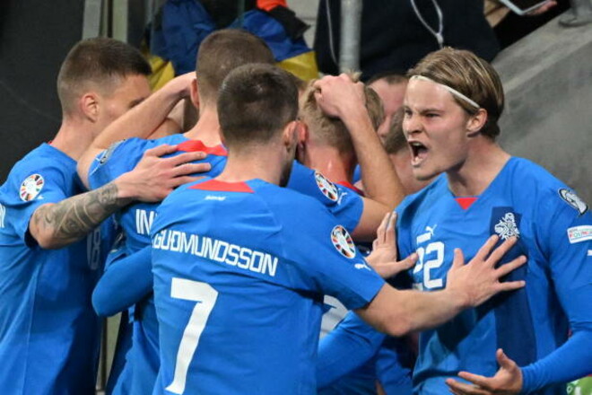 ВИДЕО. Исландия вышла вперед на 30-й минуте матча с Украиной