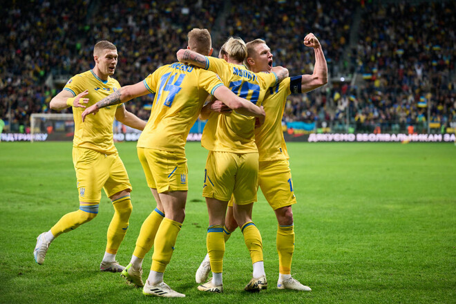 ФОТО. Команда! Эмоции игроков сборной Украины после победы над Исландией