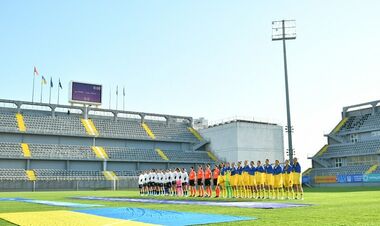 Жіноча збірна обіграла Косово, успіх сестер Кіченок, відставка Хацкевича