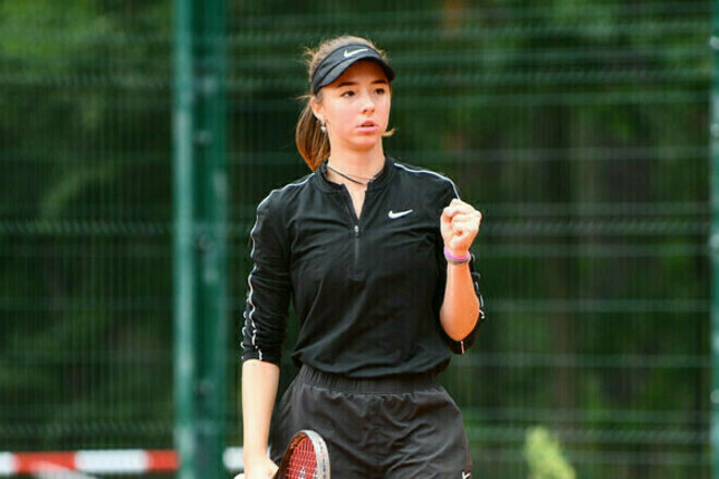 Соболева и Овчаренко вышли в финалы на турнирах ITF