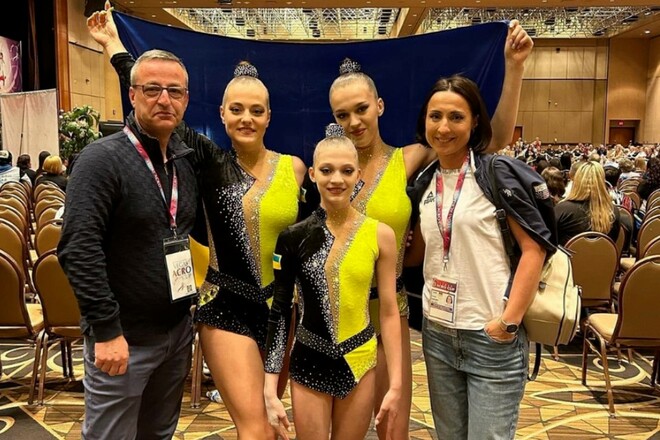 Акробатика. Українська жіноча трійка виграла срібло турніру в Лас-Вегасі