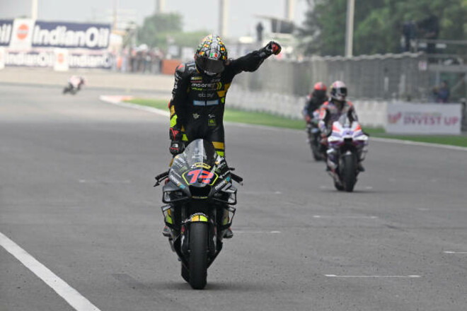 Бедзекки стал первым в истории MotoGP победителем Гран-при Индии