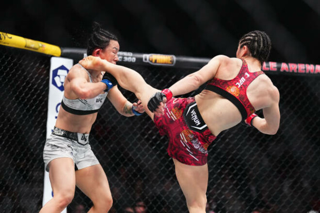 Китайське дербі. Чжан Вейлі на UFC 300 захистила титул у складному поєдинку