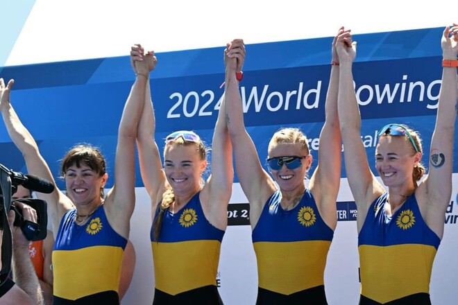 Украинская женская четверка парная взяла золото на этапе КМ в Италии