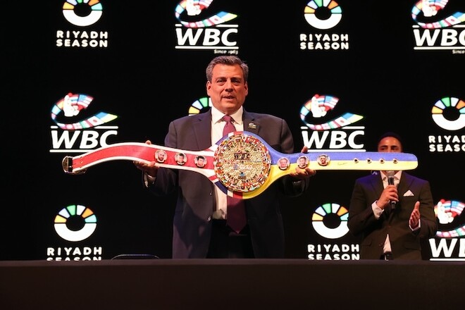 В WBC не смогли объяснить, почему допустили бой россиян Бивола и Бетербиева