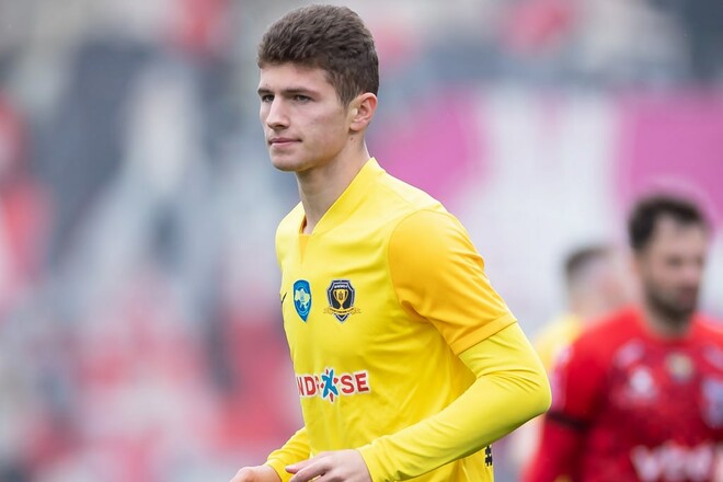 За Дніпро-1 у матчі з Вересом дебютував 18-річний юніор