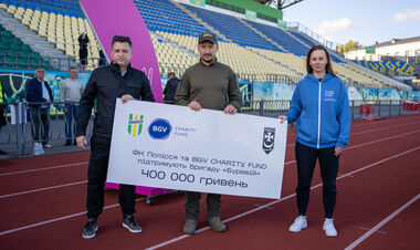 Полісся передало 400 тисяч грн на ЗСУ. Зібрали на квитках та атрибутиці