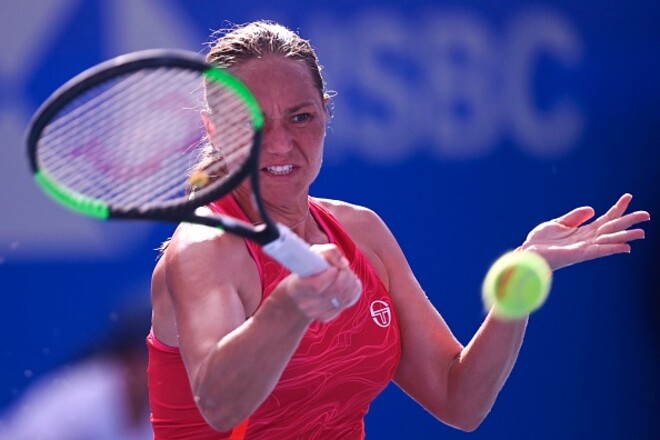 37-річна Володько взяла 7 геймів у 24-ї ракетки на турнірі WTA 500 у Китаї