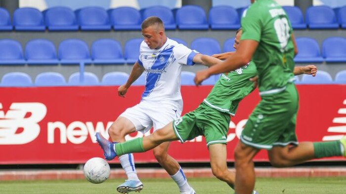 Троє гравців Динамо перебували в караоке-барі під час комендантської години