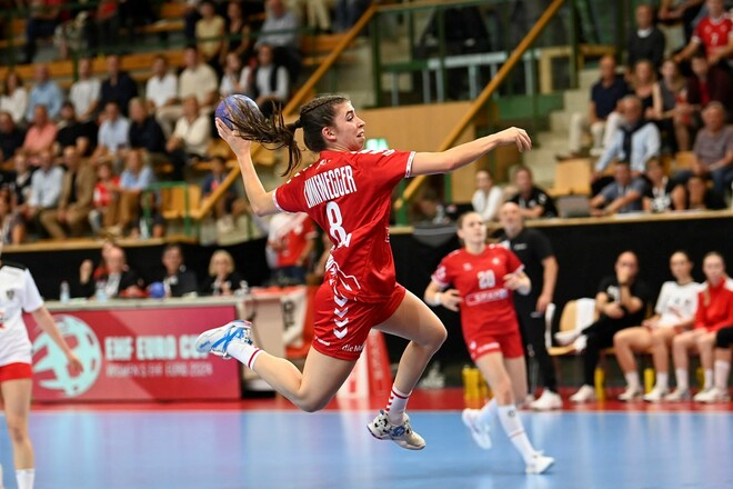 Жіночий єврокубок EHF. Швейцарія впевнено обіграла Австрію