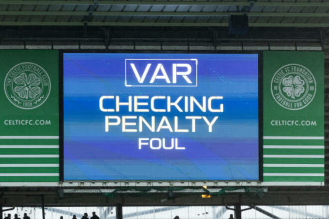 VAR можуть почати використовувати для перегляду кутових та штрафних