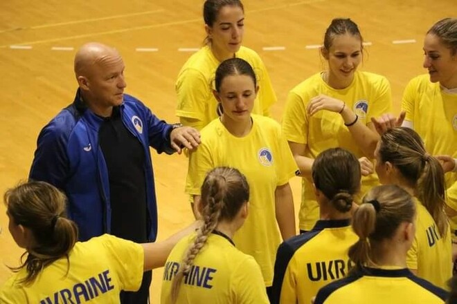 Жіноча збірна України провела тренування перед матчем проти Словаччини