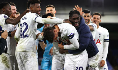 Впервые за 63 года. Тоттенхэм возглавляет АПЛ с отрывом в 5 очков