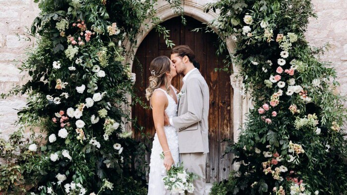 ФОТО. Пафосно! Марта Костюк вийшла заміж. Весілля пройшло на Кіпрі