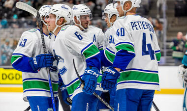 НХЛ. 10 шайб Ванкувера, сила Бостона та Вегаса, успіх Рейнджерс