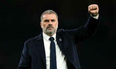 Оформил хет-трик. Тренер Тоттенхэма снова признан лучшим в АПЛ