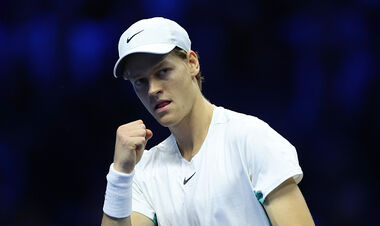 Травмированный греческий Бог. Синнер уверенно обыграл Циципаса на Итоговом