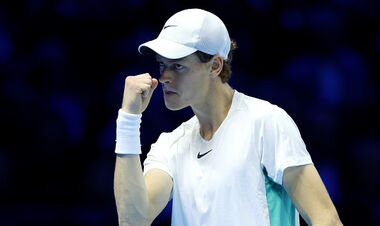 Новак повержен. Синнер вырвал победу у Джоковича на ATP Finals 2023