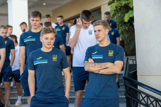 ФОТО. Молодежная сборная Украины на прогулке в Испании