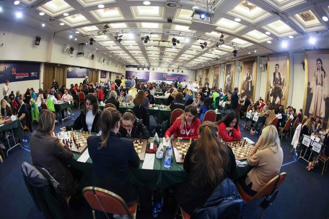 Женская сборная Украины разгромила команду Англии на ЧЕ по шахматам