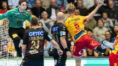 Лига чемпионов EHF. Победы Магдебурга и Барселоны, Загреб проиграл Кельце
