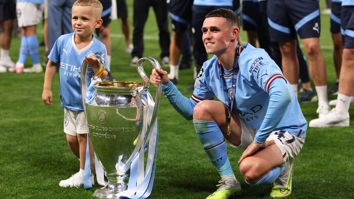 ФОТО. 4-летний сын звезды МанСити подписал контракт с модельным агентством