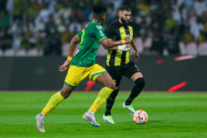 Аль-Иттихад выиграл с голом Бензема, Аль-Ахли отгрузил сопернику 6 мячей