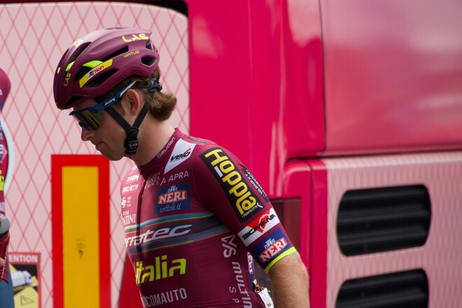 Итальянская команда подписала еще одного украинского велогонщика