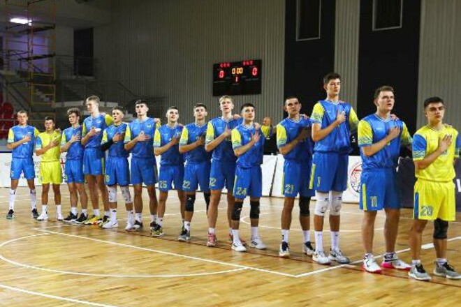 Сборная Украины U-18 одержала победу на старте чемпионата EEVZA