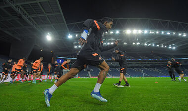 ВИДЕО. Шахтер провел предматчевую тренировку на Драгау перед игрой с Порту