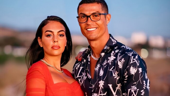 ФОТО. Роналду влаштував нареченій романтику під зоряним небом