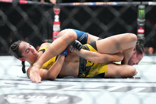 UFC 296. Ариана Липски в зрелищном бою победила Кейси О'Нилл