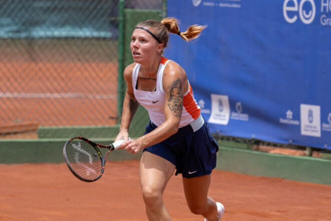 Олійникова програла на старті турніру в Словенії