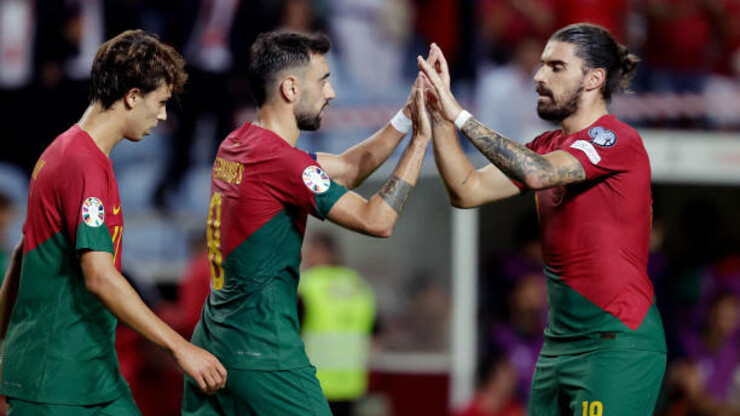 Португалия отгрузила 9 мячей Люксембургу, Исландия вырвала победу у Боснии