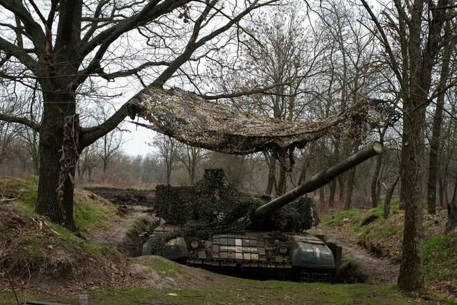 За прошлые сутки ВСУ уничтожили 890 оккупантов, 16 танков и 23 ББМ