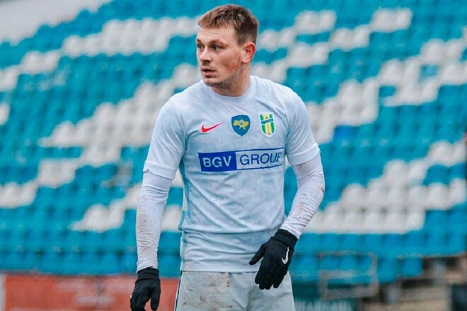 Лидер Второй лиги Украины нацелился на скандального игрока из Полесья