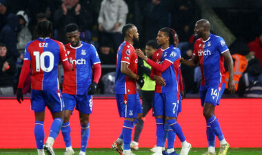 Брентфорд проиграл Кристал Пэлас, Ярмолюк вышел на замену