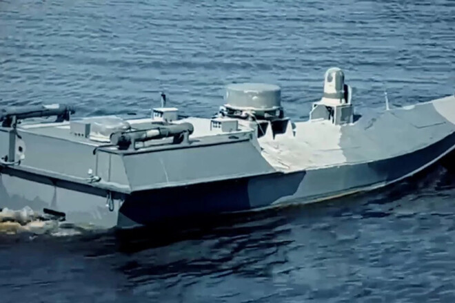 Атака морських дронів у Криму не вдалася, бо Ілон Маск відключив зв'язок