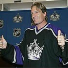 Оставайся, Реник, с нами, будешь нашим Королем!