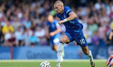 Лузер. В Англии оценили старт сезона в исполнении Мудрика