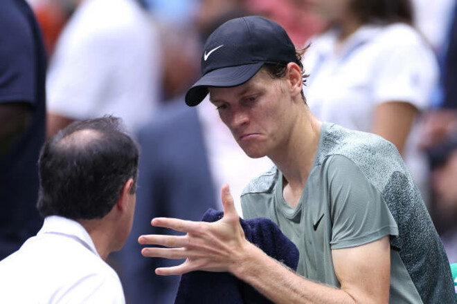 Сіннер розповів про пошкодження зап'ястя в півфіналі US Open