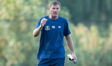 Максимов залишиться в Дніпрі-1, IBF забере пояс в Усика, жахливе фіаско МЮ