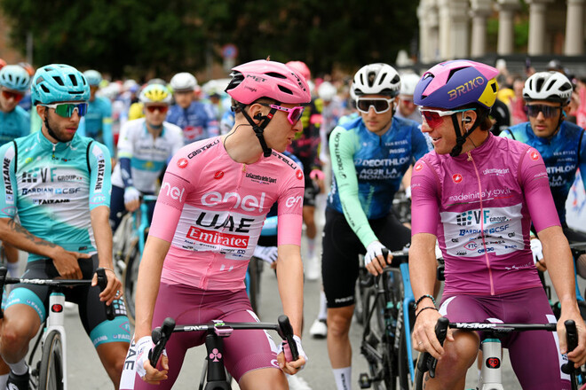 Лідера Джиро-2024 могли зняти з гонки через неправильний колір велотрусів