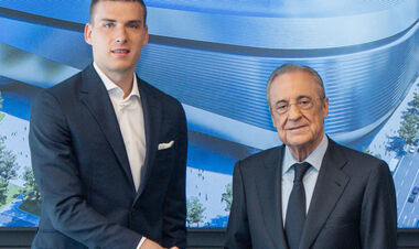 Лунин продлил контракт, Магучих взяла бриллиант, гендиректор покинул Динамо