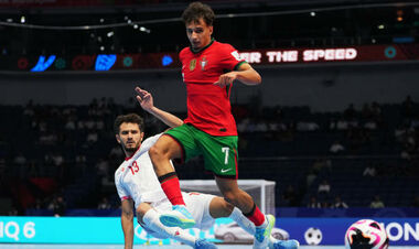 Futsal World Cup. Portugal and France won matches and reached the 1/8 finals